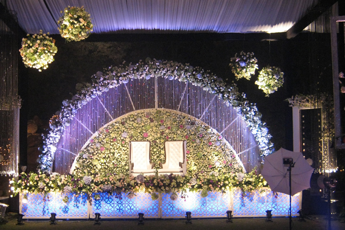 Backdrop decoration by Hari Om tent event,Flower decoration services by Hari Om tent event 